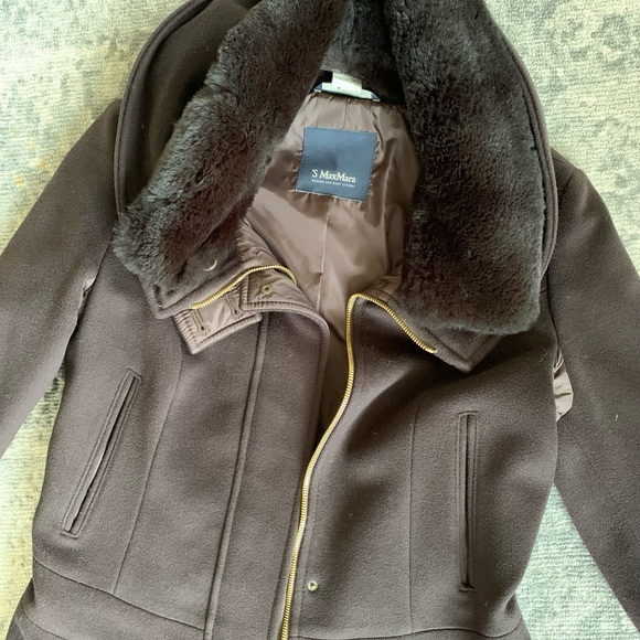 S Max Mara chocolate brown wool coat with real fur collar - Picture 2 of 7
